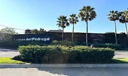 Huella  plurifamiliar dentro de un fraccionamiento residencial consolidado - Imagen principal de galería